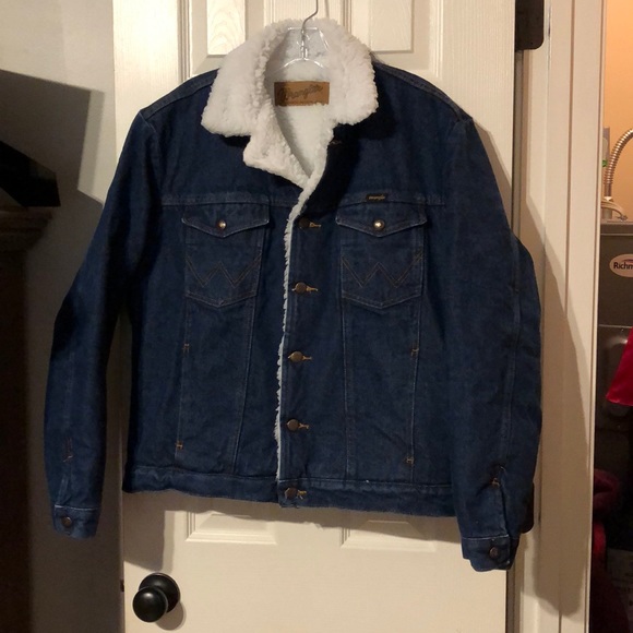 mens wrangler sherpa lined denim jacket